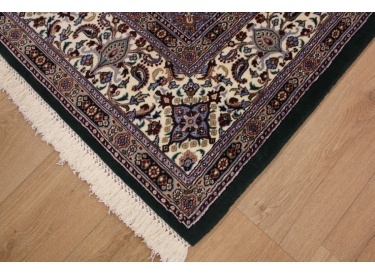 Persian carpet "Moud" with silk 300x200 cm Green