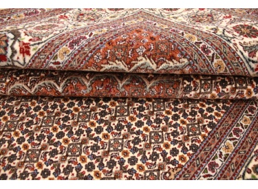 Persian carpet "Taabriz mahi" with Silk 207x152 cm Beige