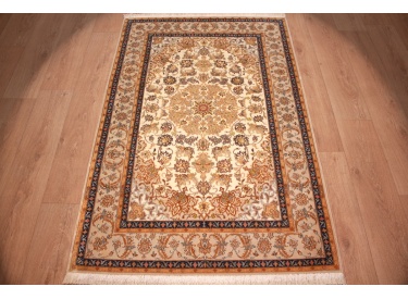 Persian carpet "Isfahan" with silk 161x103 cm Beige