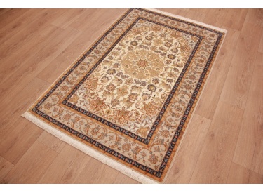 Persian carpet "Isfahan" with silk 161x103 cm Beige