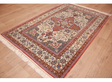 Persian carpet "Isfahan" with silk 165x108 cm Beige