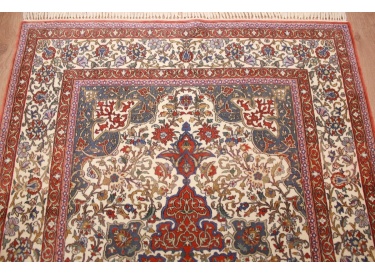 Persian carpet "Isfahan" with silk 165x108 cm Beige