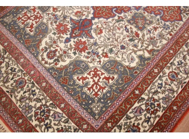 Persian carpet "Isfahan" with silk 165x108 cm Beige