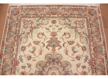 Persian carpet Tabriz with Silk 152x105 cm Beige