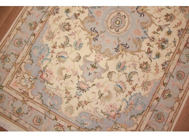 Persian carpet Tabriz with Silk 152x101 cm Beige