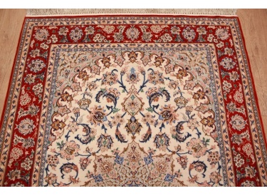 Persian carpet Isfahan with silk 164x109 cm Beige