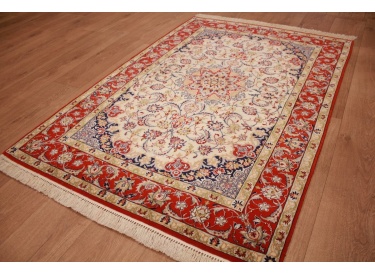 Persian carpet Isfahan with silk 155x108 cm Beige