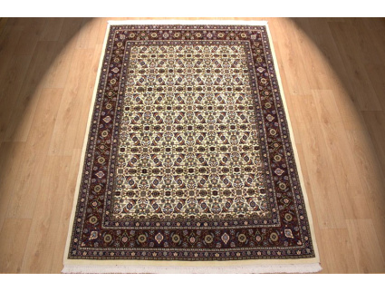 Persian carpet "Moud" with silk 238x170 cm