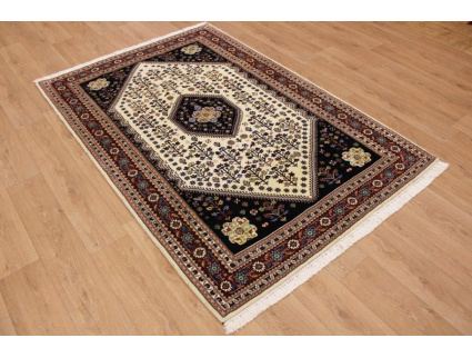 Persian carpet "Ghashghai" with silk 232x160 cm