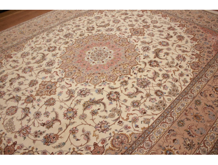 Großer Teppich Isfahan mit Seide 407x315 cm Beige