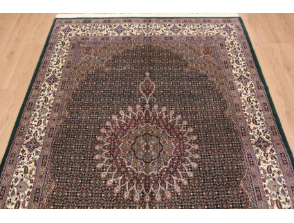 Persian carpet "Moud" with silk 300x200 cm Green