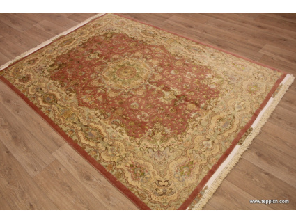 Persian carpet "Taabriz" with Silk 240x170 cm