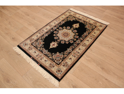 Persian carpet "Isfahan" with silk 126x85 cm