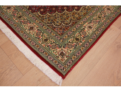 Persian carpet "Taabriz mahi" with Silk 120x85 cm