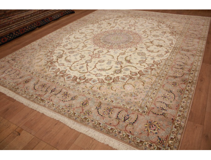 Feiner Perserteppich Isfahan mit Seide 400x315 cm Beige