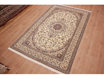 Perser Teppich Nain 6la mit Seide 327x203 cm Beige