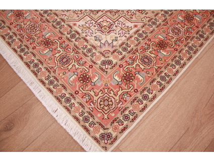 Persian carpet Tabriz with Silk 194x150 cm Beige