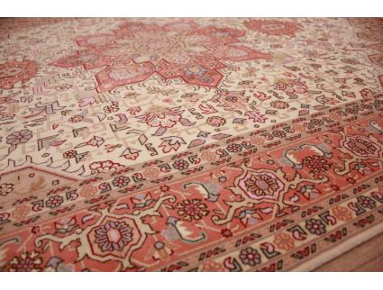 Persian carpet Tabriz with Silk 194x150 cm Beige