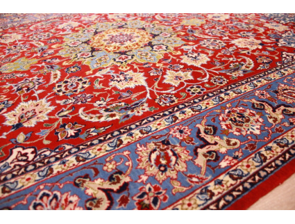 Persian carpet "Isfahan" with silk 162x105 cm Red