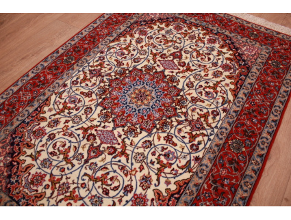 Persian carpet "Isfahan" with silk 156x107 cm Beige