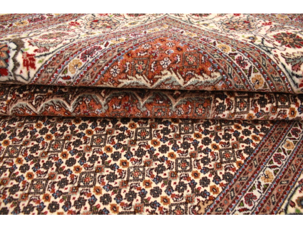 Persian carpet "Taabriz mahi" with Silk 207x152 cm Beige