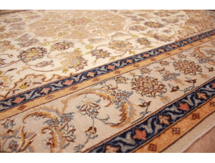 Persian carpet "Isfahan" with silk 161x103 cm Beige