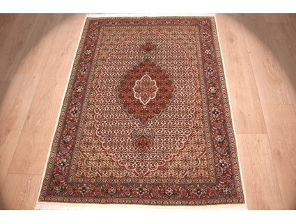 Persian carpet "Taabriz" Mahi with silk 143x102 cm Beige