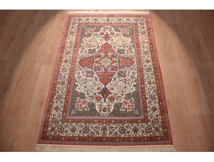 Persian carpet "Isfahan" with silk 165x108 cm Beige