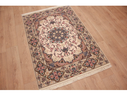 Persian carpet "Esfahan" with silk 168x112 cm Beige