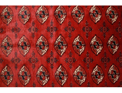 Oriental carpet Bukhara Silk 154x118 cm Red