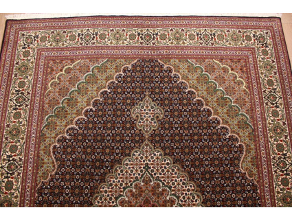 Persian carpet Tabriz mahi with Silk 207x153 cm Black