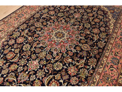 Persian carpet "Isfahan" with silk 220x137 cm