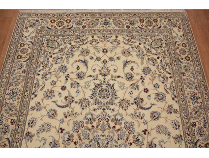 Perserteppich Nain 9la mit Seide 303x195 cm Beige