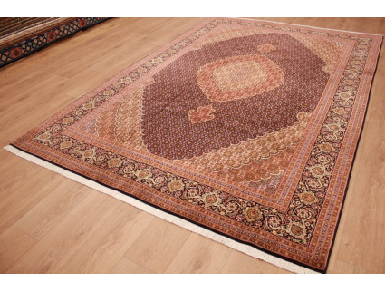 Persian carpet Taabriz Mahi with silk 299x204 cm Black