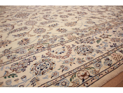 Persian carpet  Nain 6la with Silk 308x205 cm Beige