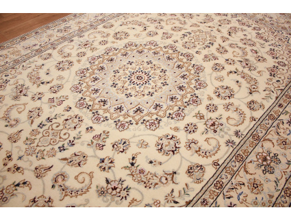 Persian carpet Nain 9la with Silk 308x202 cm Beige