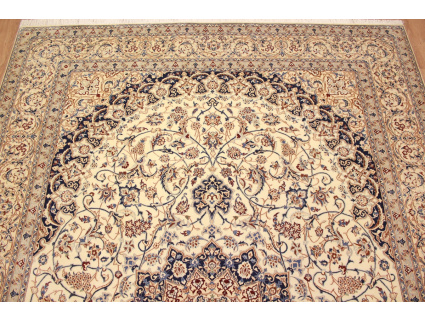 Perser Teppich Nain 4 La mit Seide 318x211 cm Beige